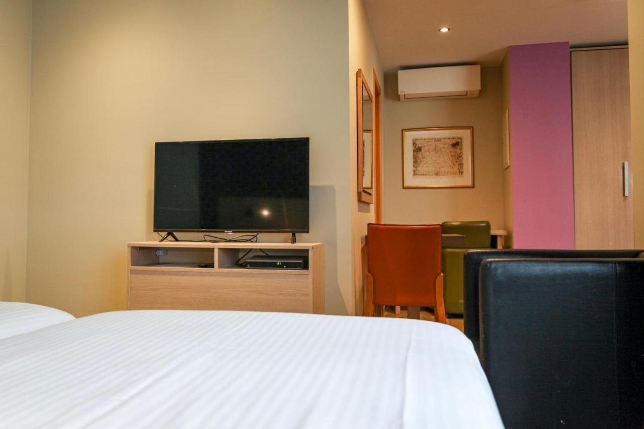 Wellness Apart Hotel Saint-Josse-ten-Noode ภายนอก รูปภาพ
