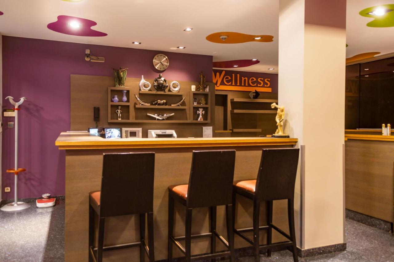 Wellness Apart Hotel Saint-Josse-ten-Noode ภายนอก รูปภาพ
