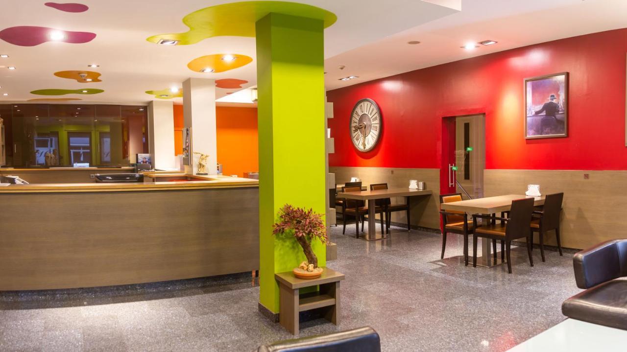 Wellness Apart Hotel Saint-Josse-ten-Noode ภายนอก รูปภาพ